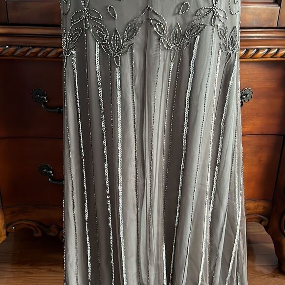 Adrianna Papell short sleeve blouson beaded gown in Lead- size 2 NWT - Picture 13 of 13